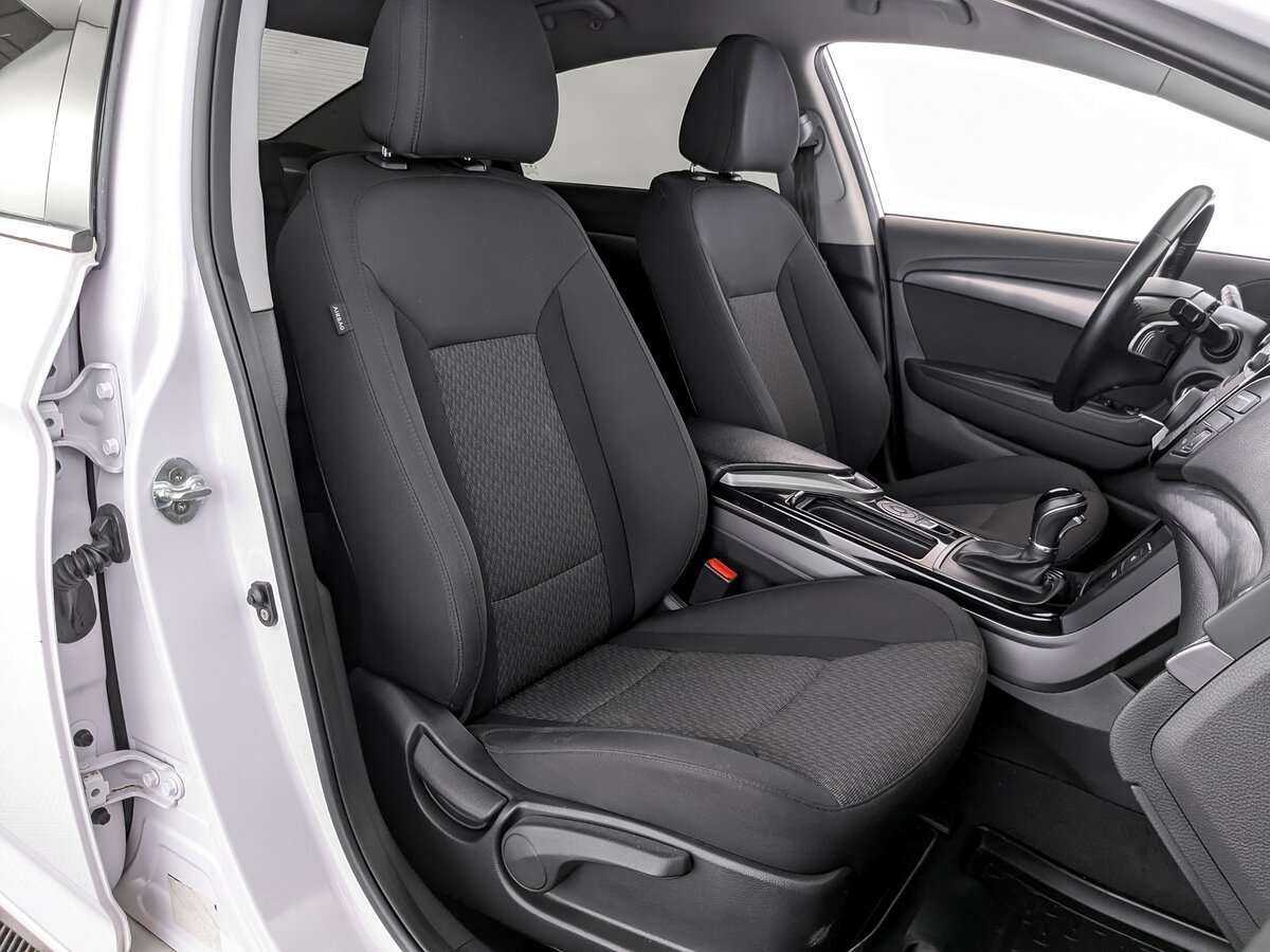 Hyundai i40 с пробегом — 2016 год. Фото: #19