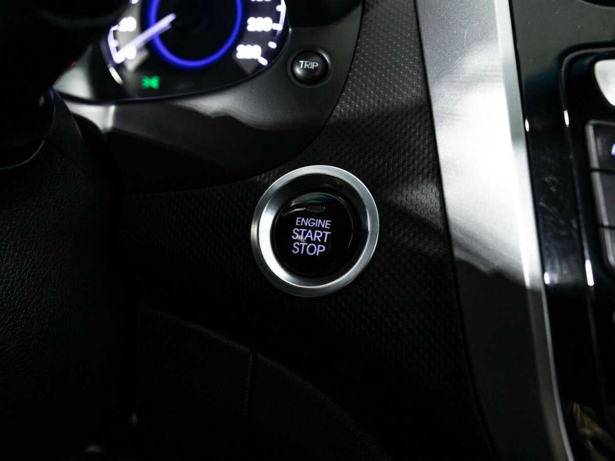 Hyundai Solaris с пробегом — 2016 год. Фото: #16