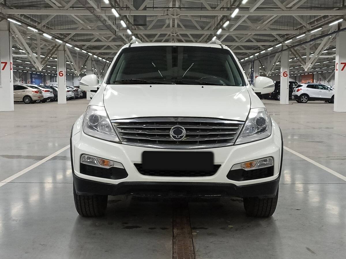 SsangYong Rexton с пробегом — 2013 год. Фото: #1