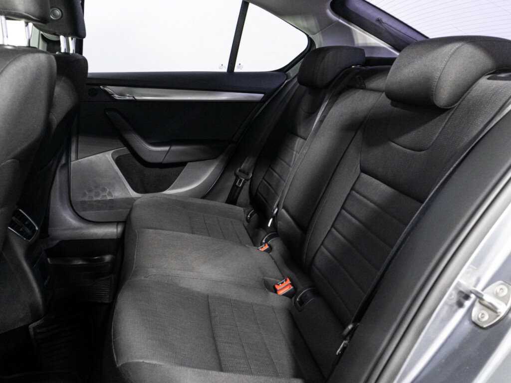 Skoda Octavia с пробегом — 2015 год. Фото: #9