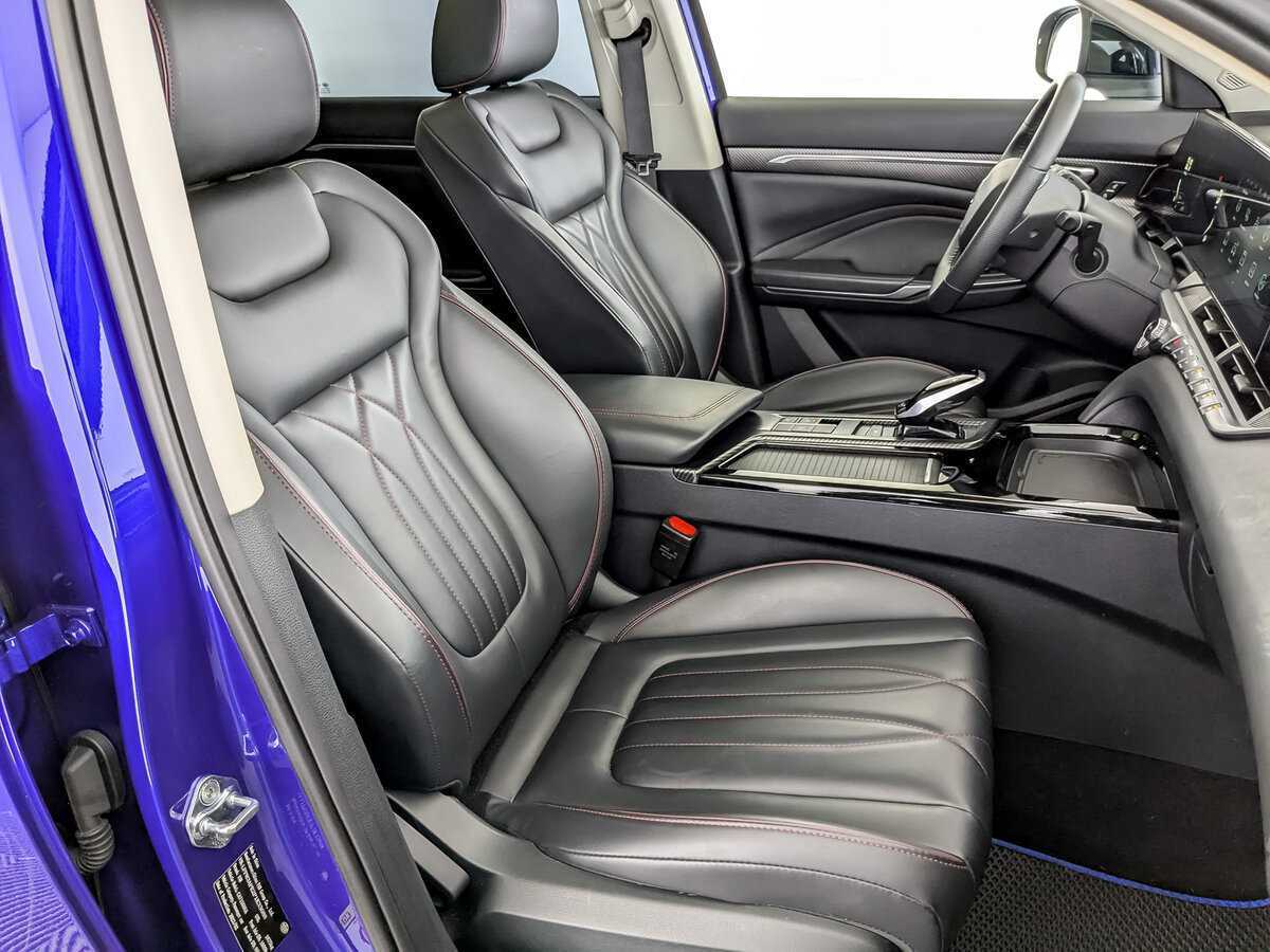 FAW Bestune T55 с пробегом — 2023 год. Фото: #20