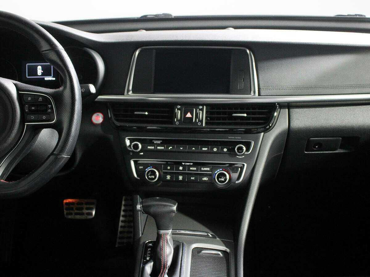 Kia Optima с пробегом — 2016 год. Фото: #9