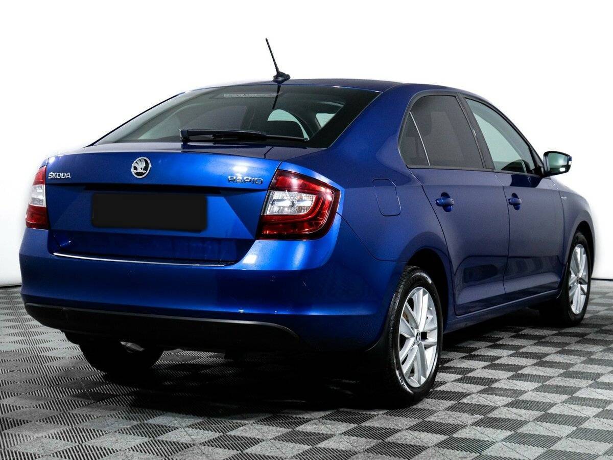 Skoda Rapid с пробегом — 2018 год. Фото: #4