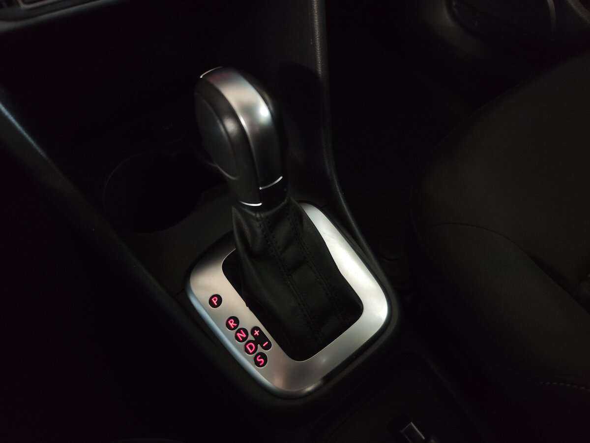 Volkswagen Polo с пробегом — 2018 год. Фото: #13