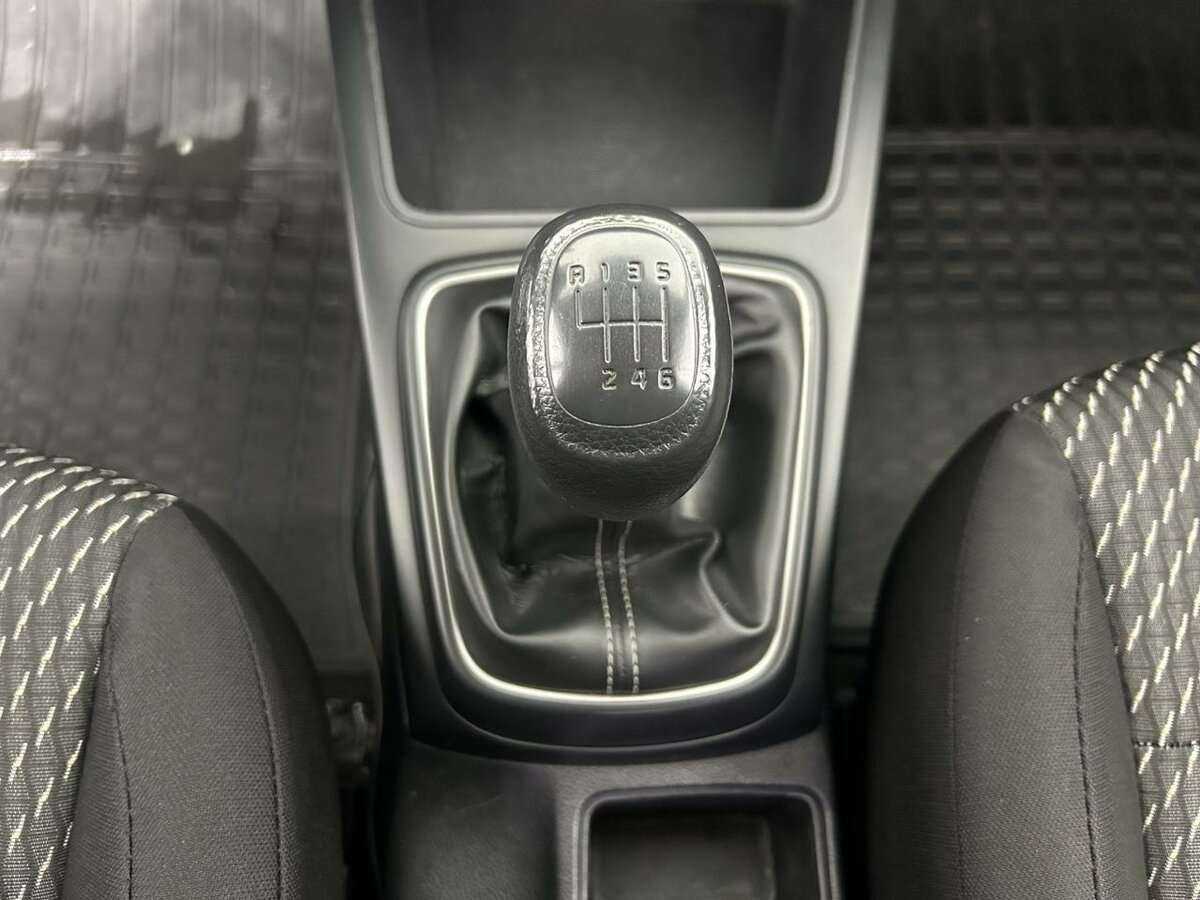 Kia Rio с пробегом — 2018 год. Фото: #12