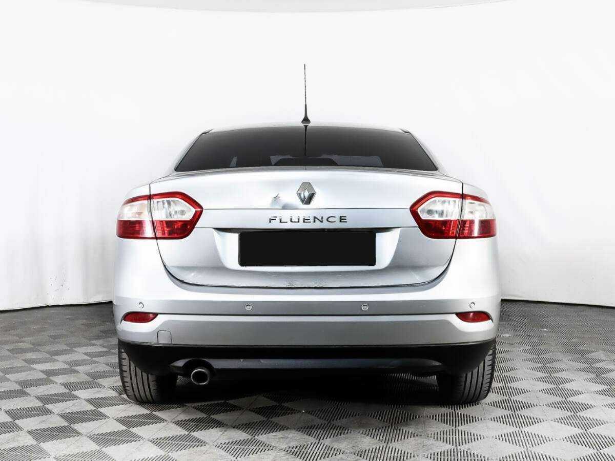 Renault Fluence с пробегом — 2013 год. Фото: #5
