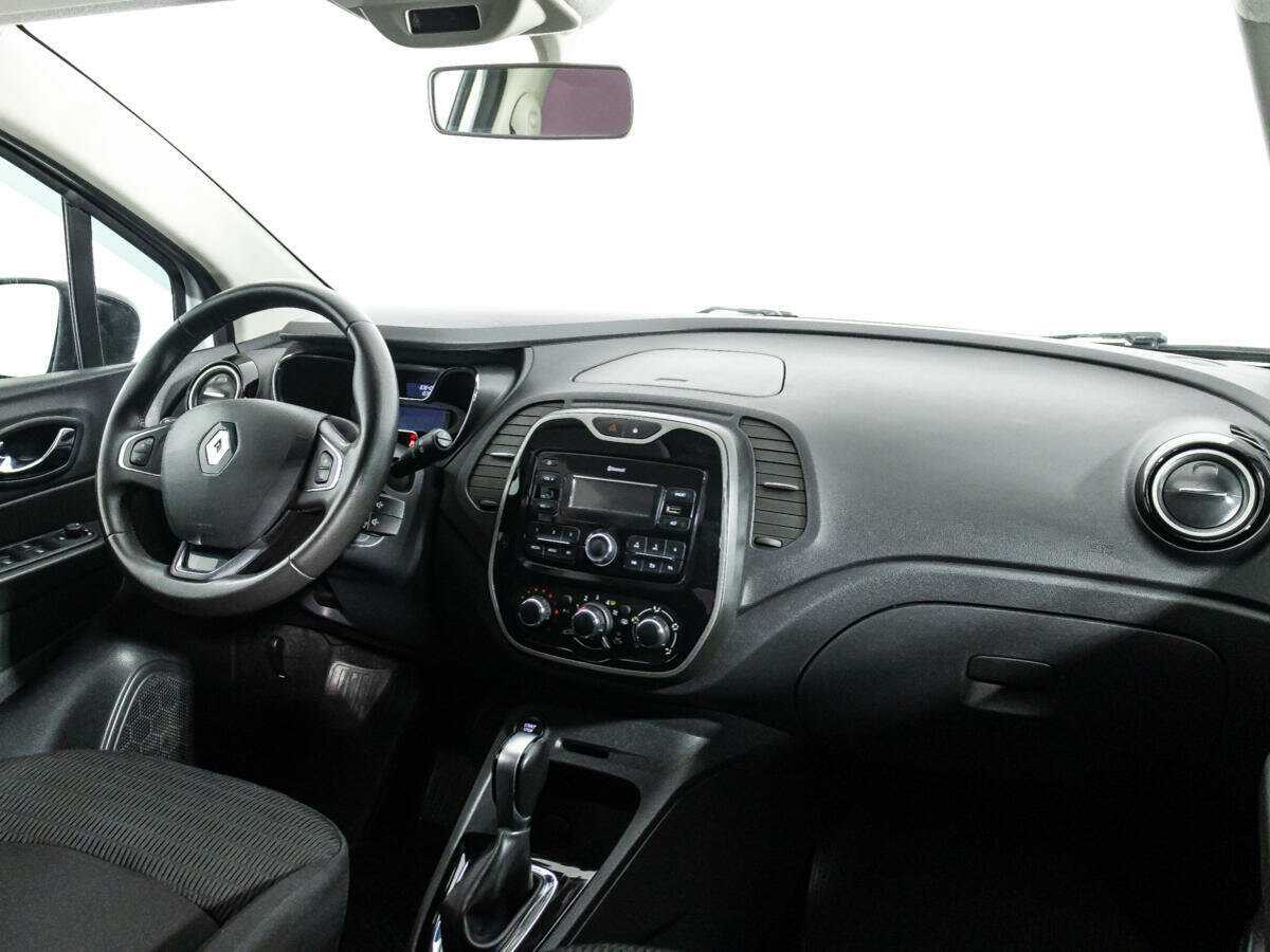 Renault Kaptur с пробегом — 2017 год. Фото: #8