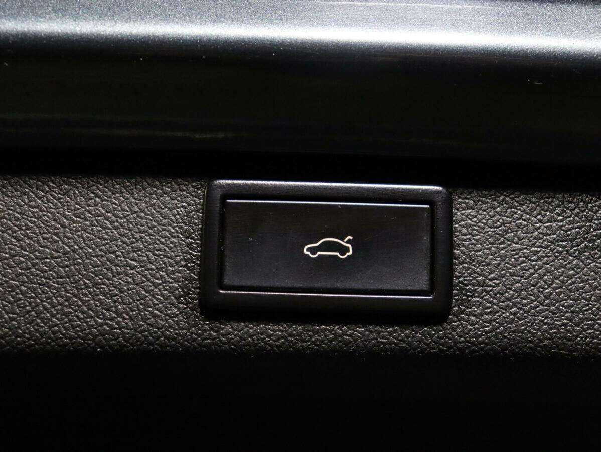 Skoda Superb с пробегом — 2013 год. Фото: #15