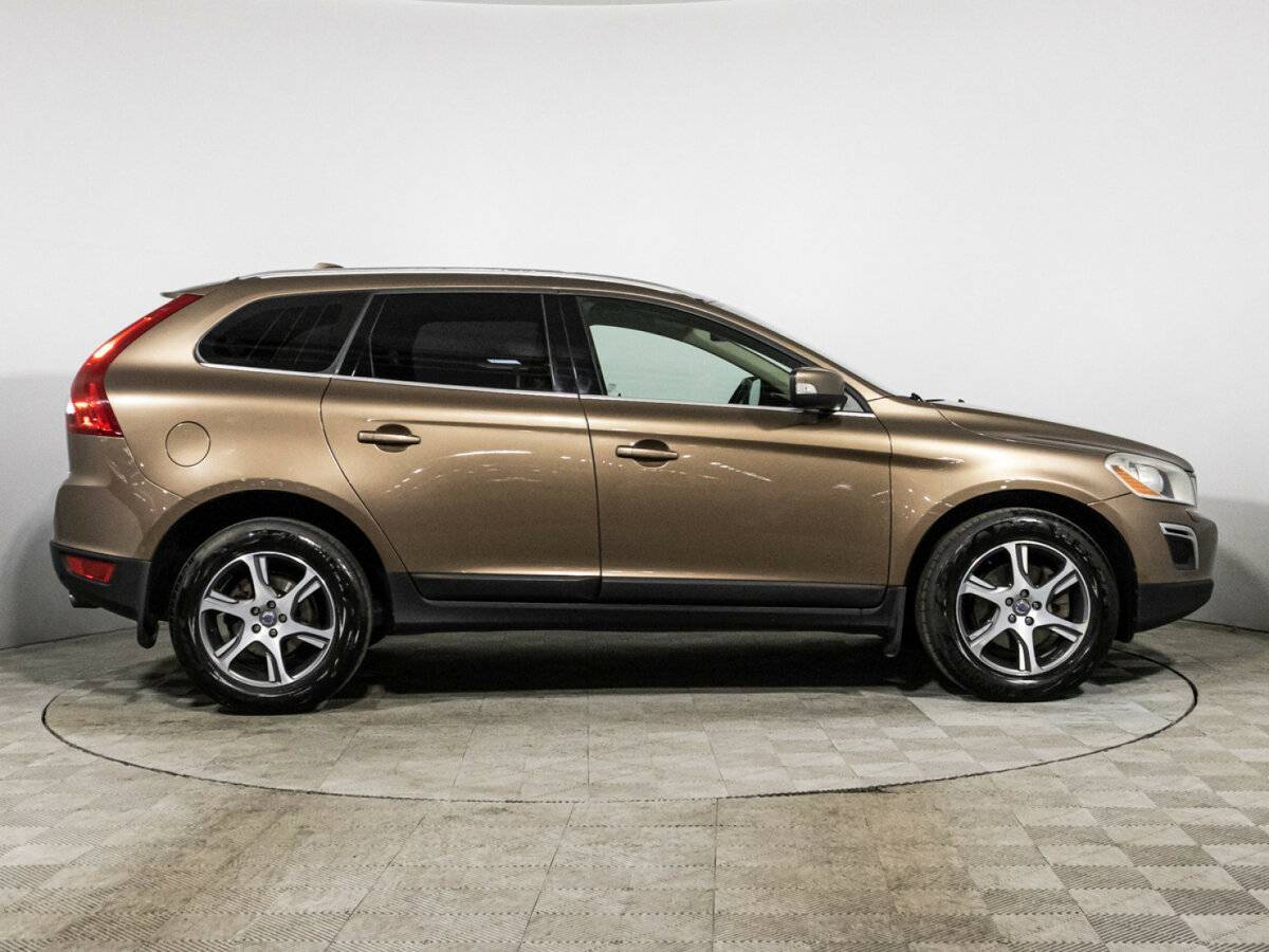 Volvo XC60 с пробегом — 2012 год. Фото: #3