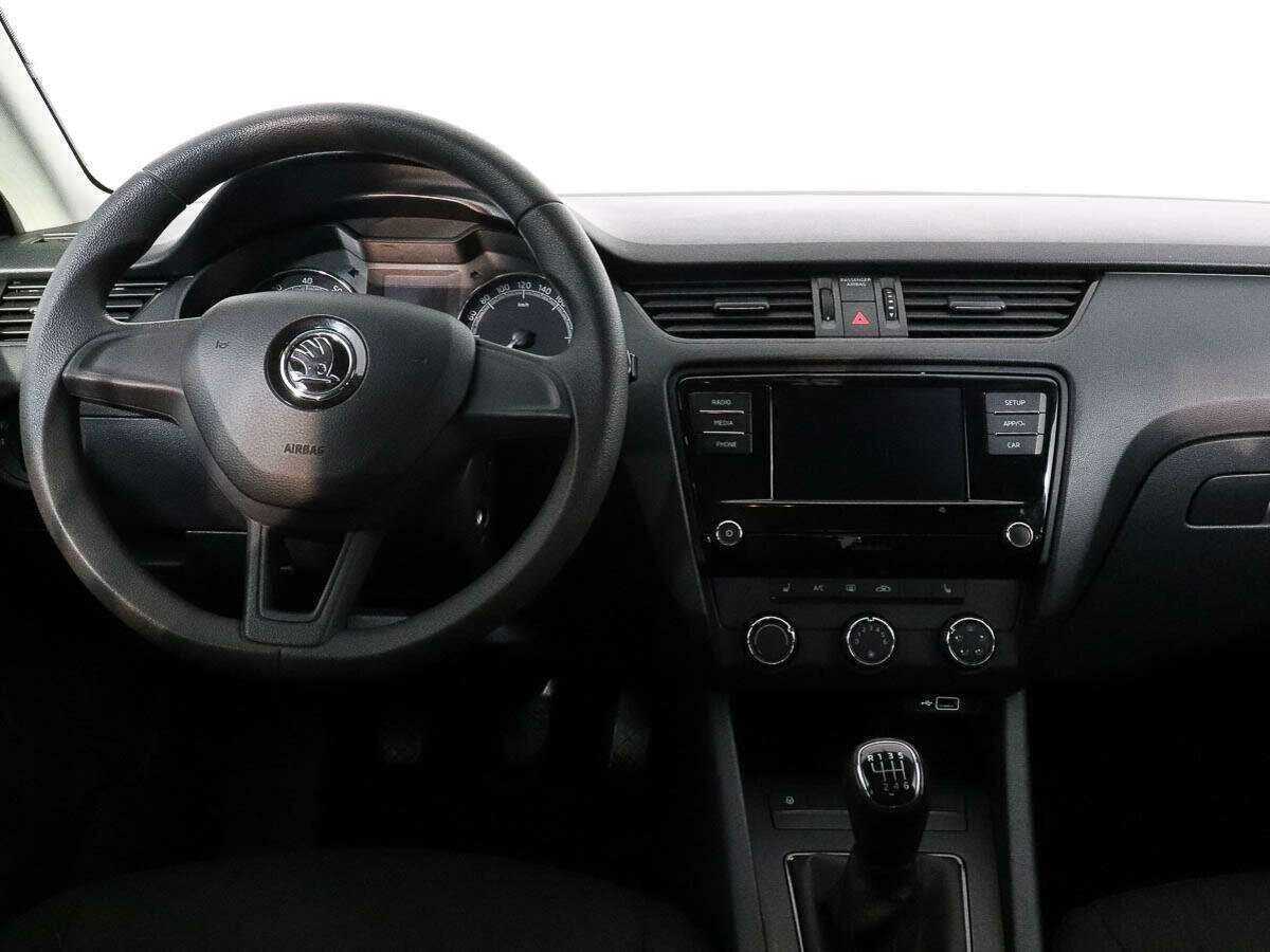 Skoda Octavia с пробегом — 2018 год. Фото: #8