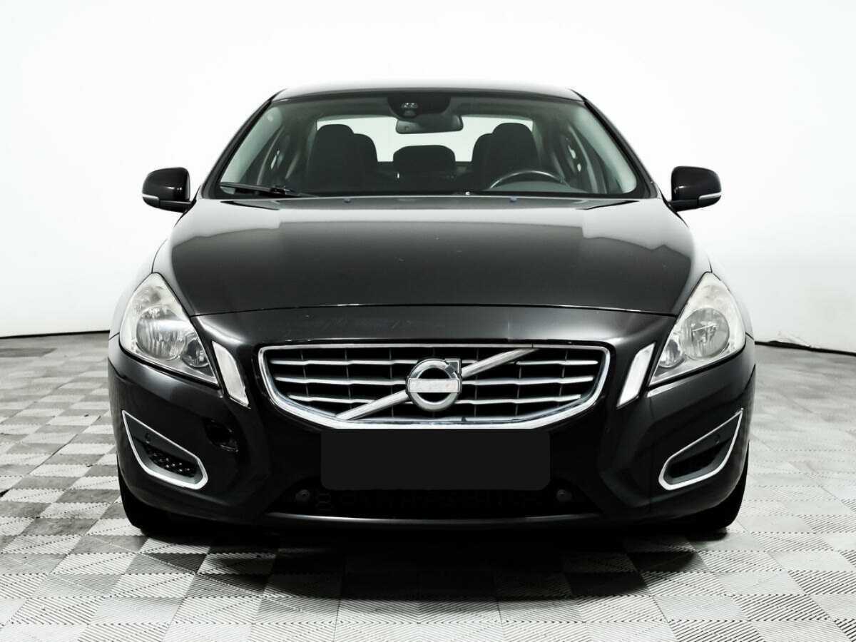 Volvo S60 с пробегом — 2012 год. Фото: #1