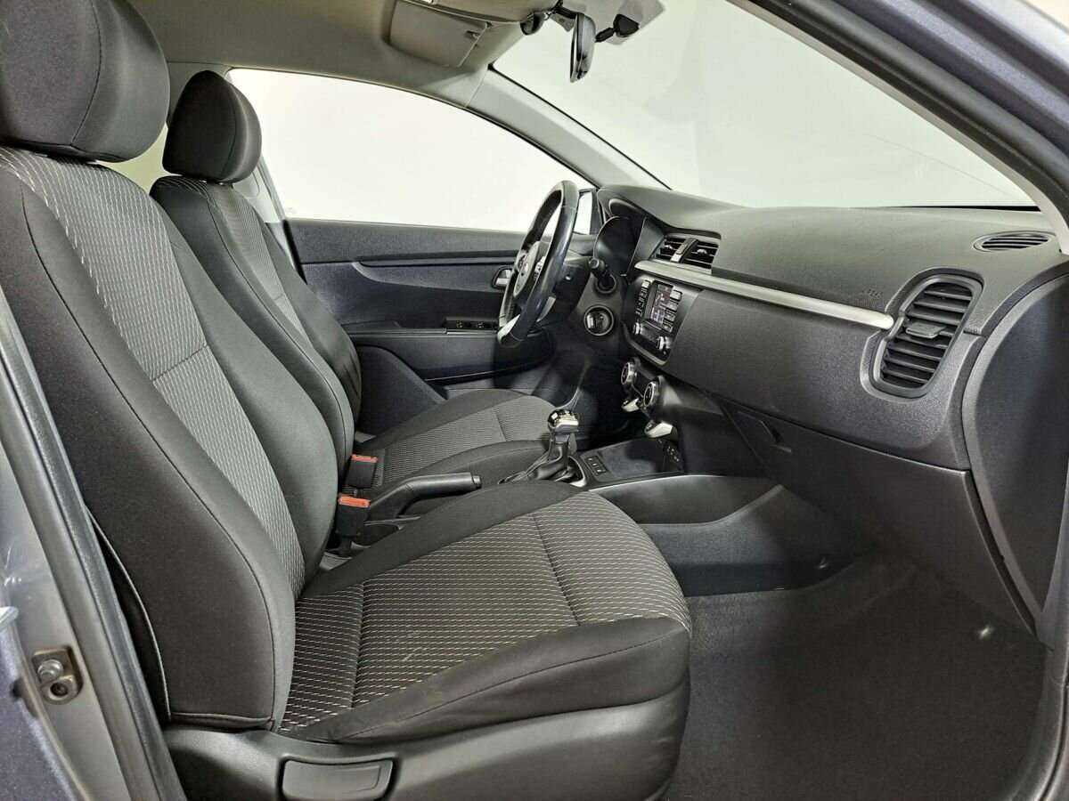 Kia Rio с пробегом — 2018 год. Фото: #9
