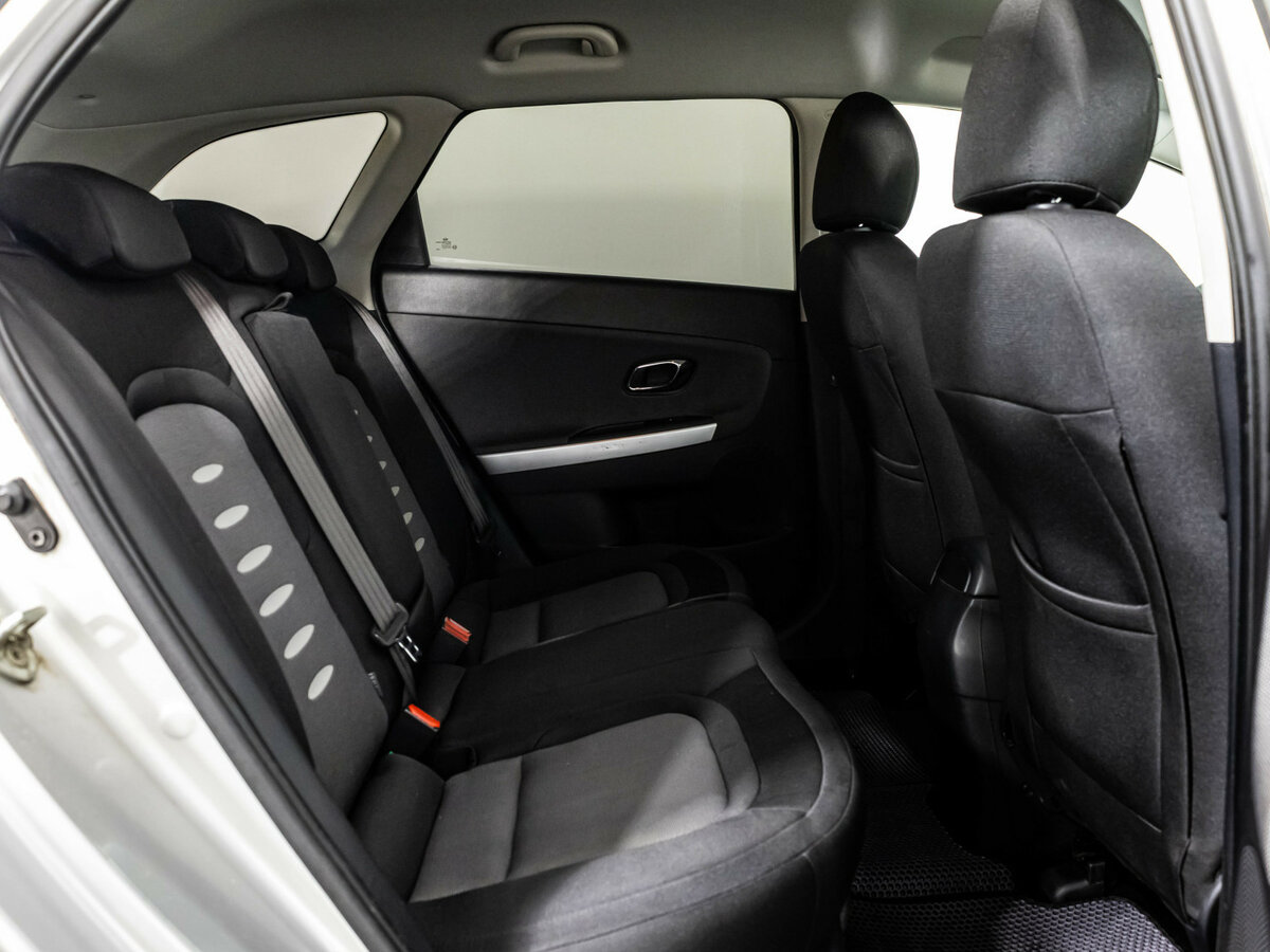 Kia Ceed с пробегом — 2014 год. Фото: #12