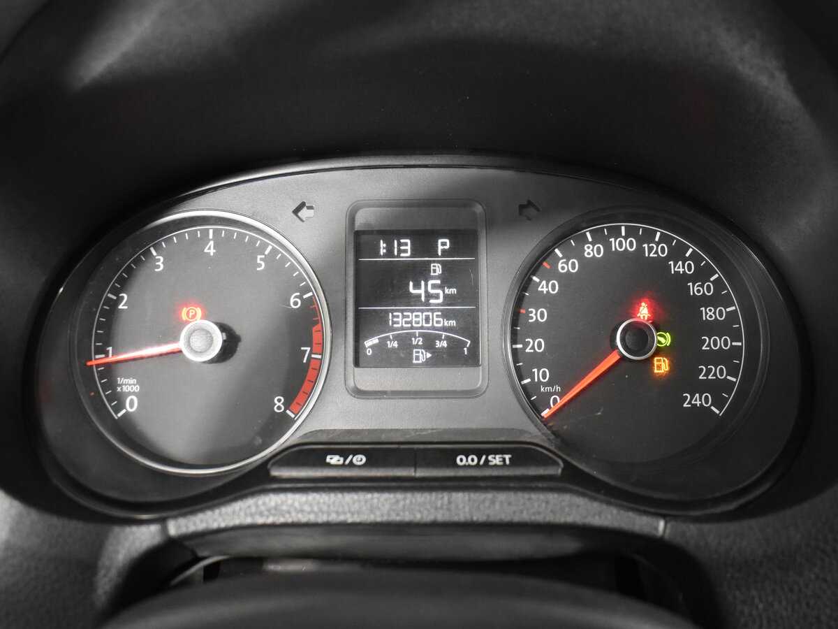 Volkswagen Polo с пробегом — 2019 год. Фото: #9