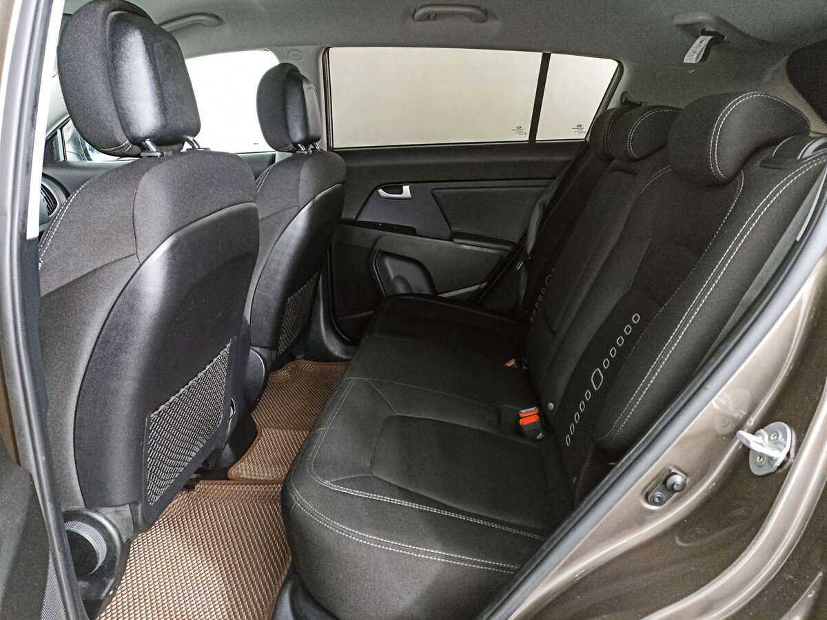 Kia Sportage с пробегом — 2015 год. Фото: #9