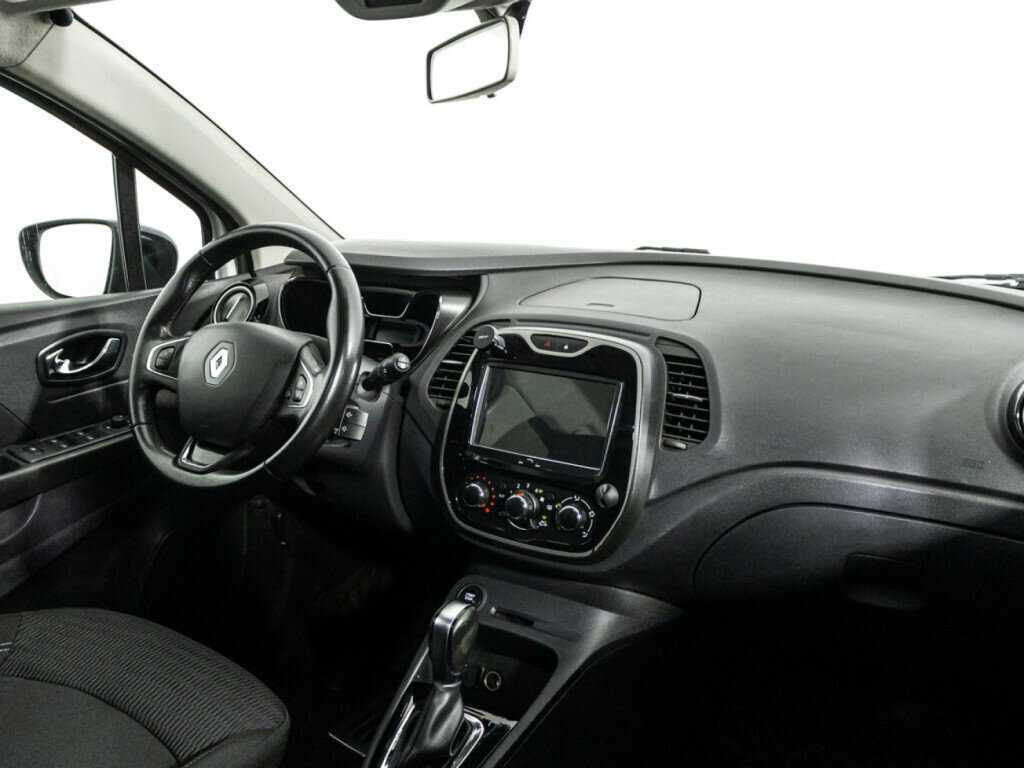 Renault Kaptur с пробегом — 2016 год. Фото: #8