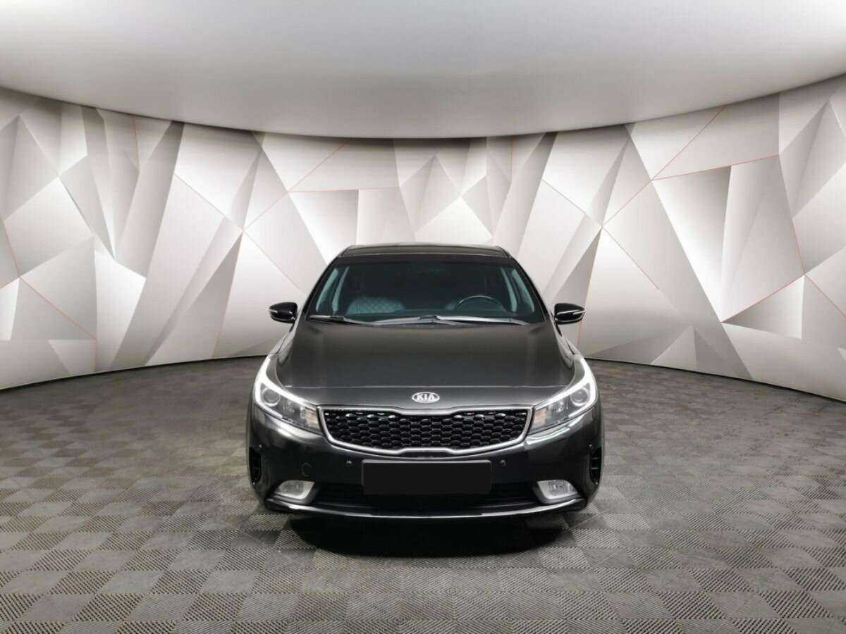 Kia Cerato с пробегом — 2017 год. Фото: #6