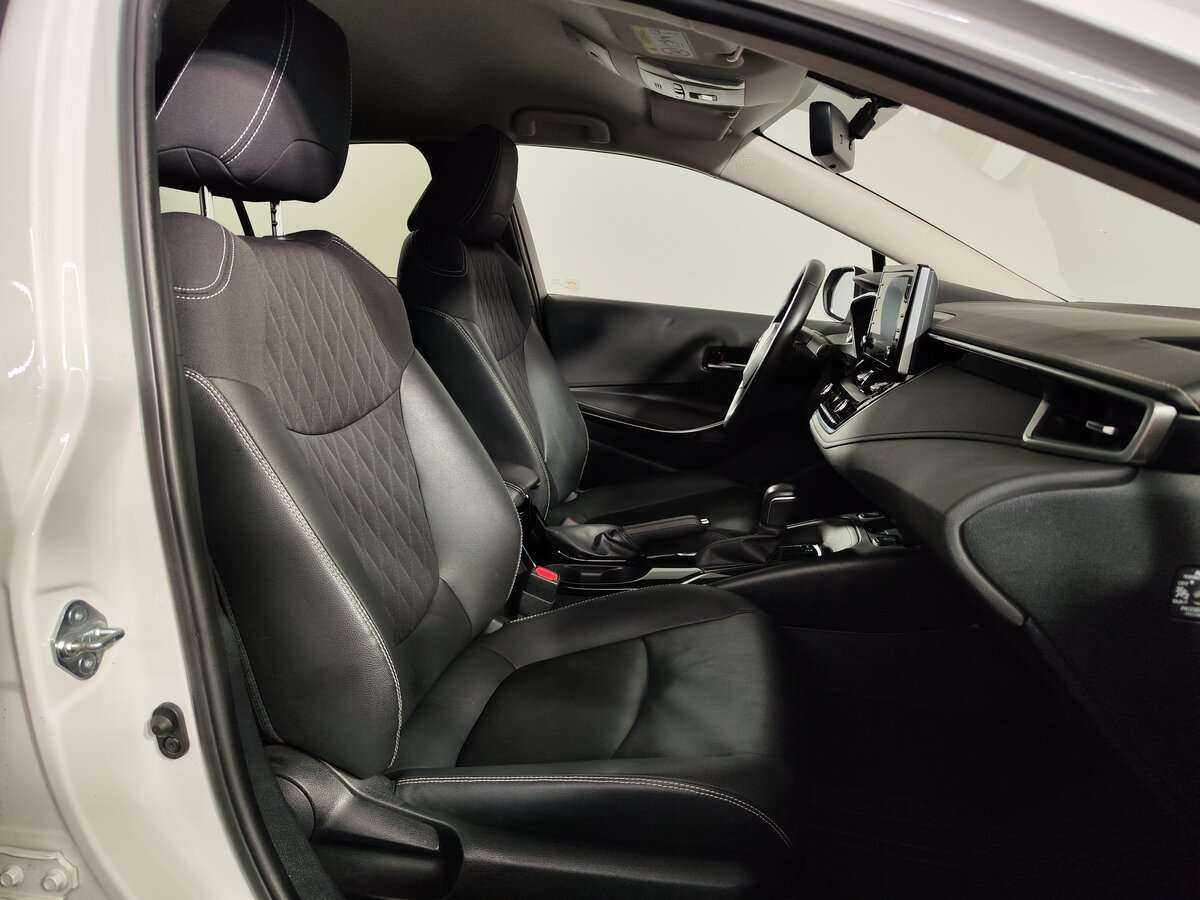Toyota Corolla с пробегом — 2019 год. Фото: #8