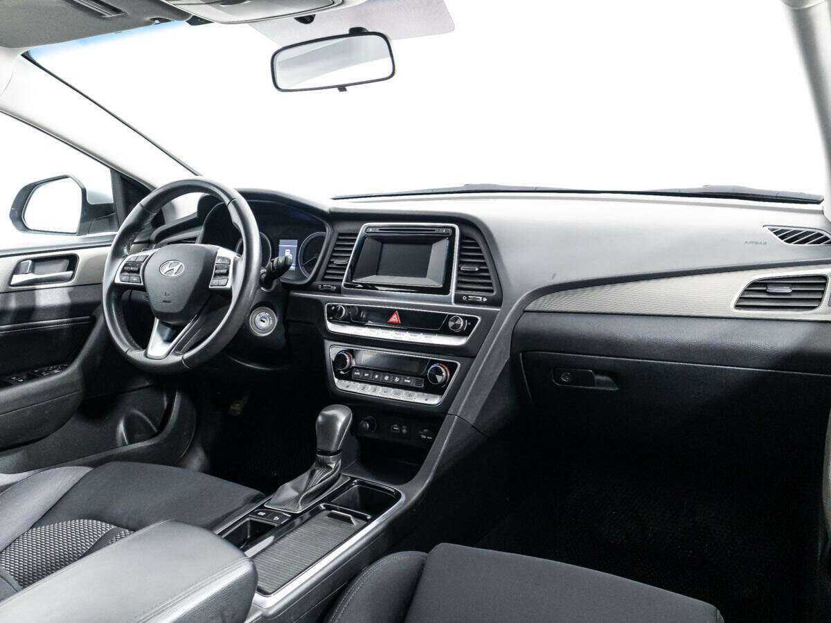 Hyundai Sonata с пробегом — 2018 год. Фото: #8