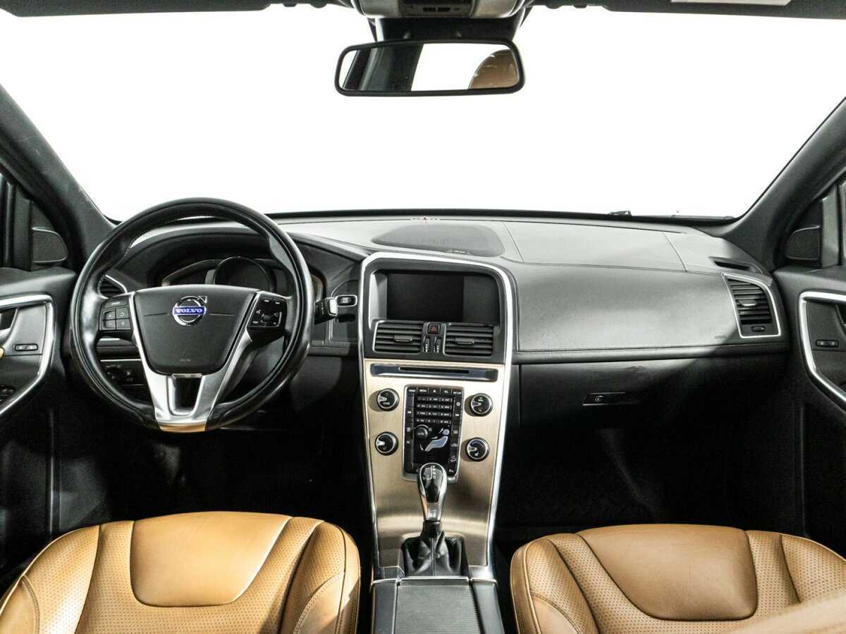 Volvo XC60 с пробегом — 2014 год. Фото: #12