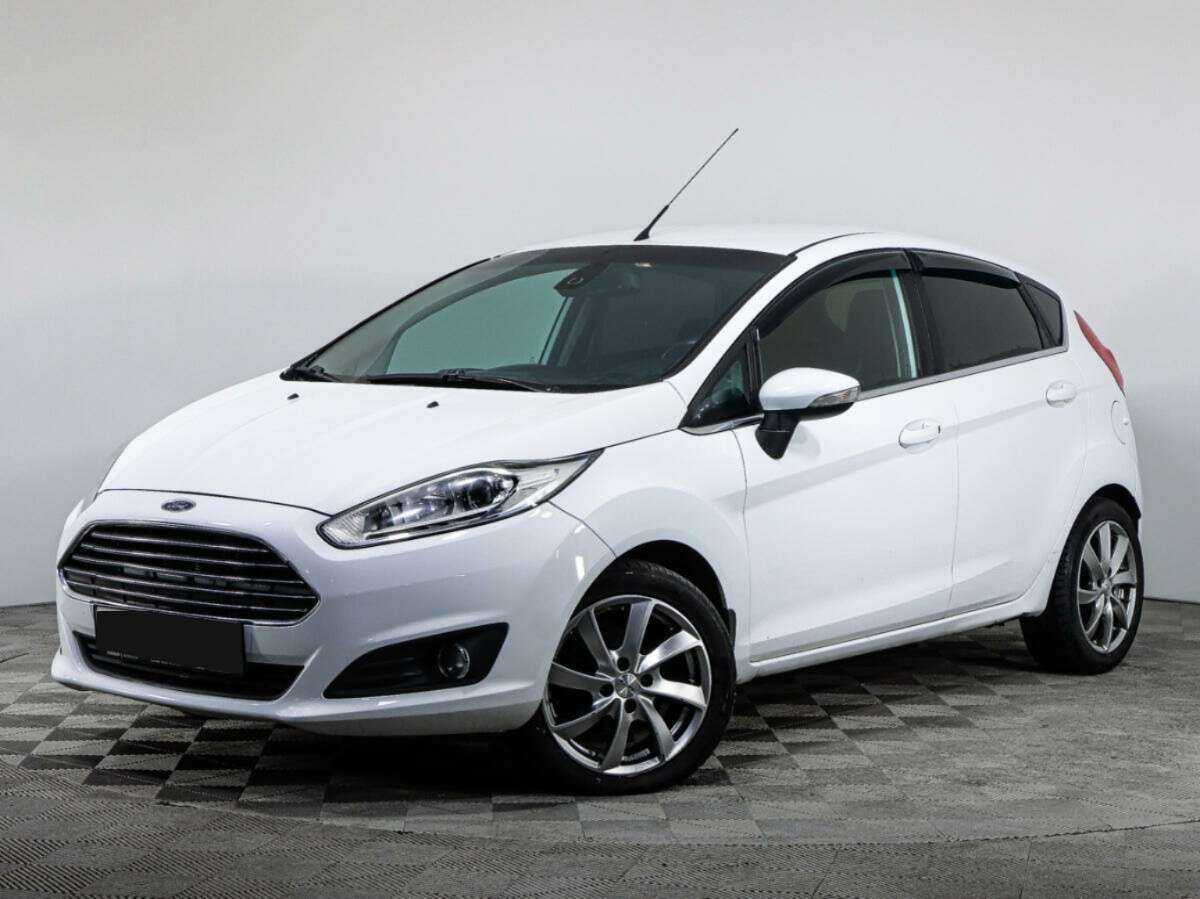 Ford Fiesta с пробегом — 2015 год. Фото: #0