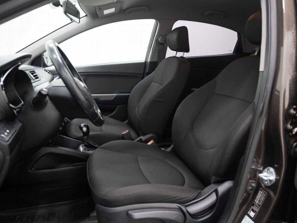 Kia Rio с пробегом — 2017 год. Фото: #7