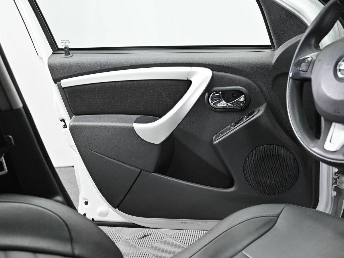 Nissan Terrano с пробегом — 2017 год. Фото: #6