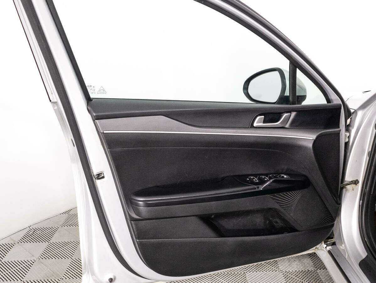 Kia K5 с пробегом — 2020 год. Фото: #22