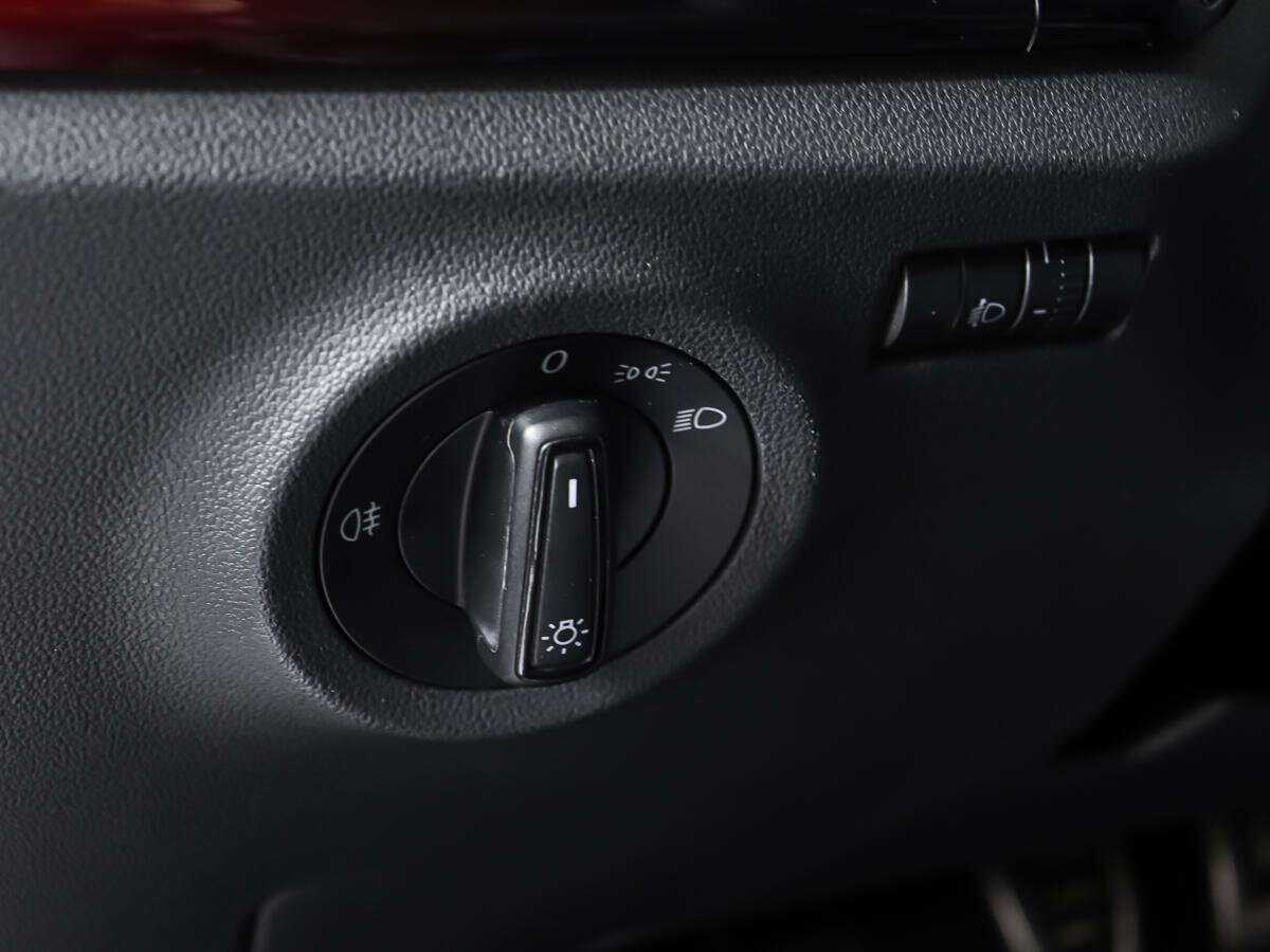 Volkswagen Polo с пробегом — 2021 год. Фото: #17