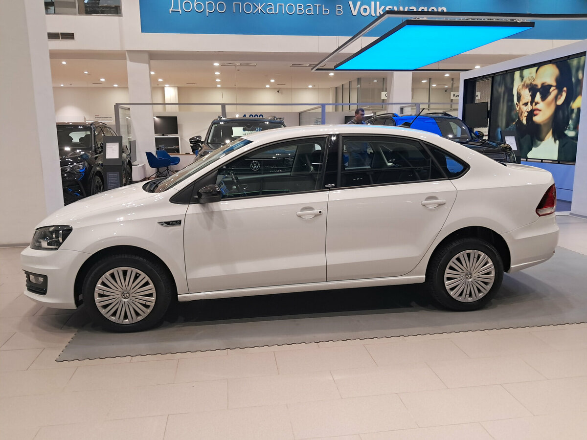 Volkswagen Polo с пробегом — 2017 год. Фото: #7