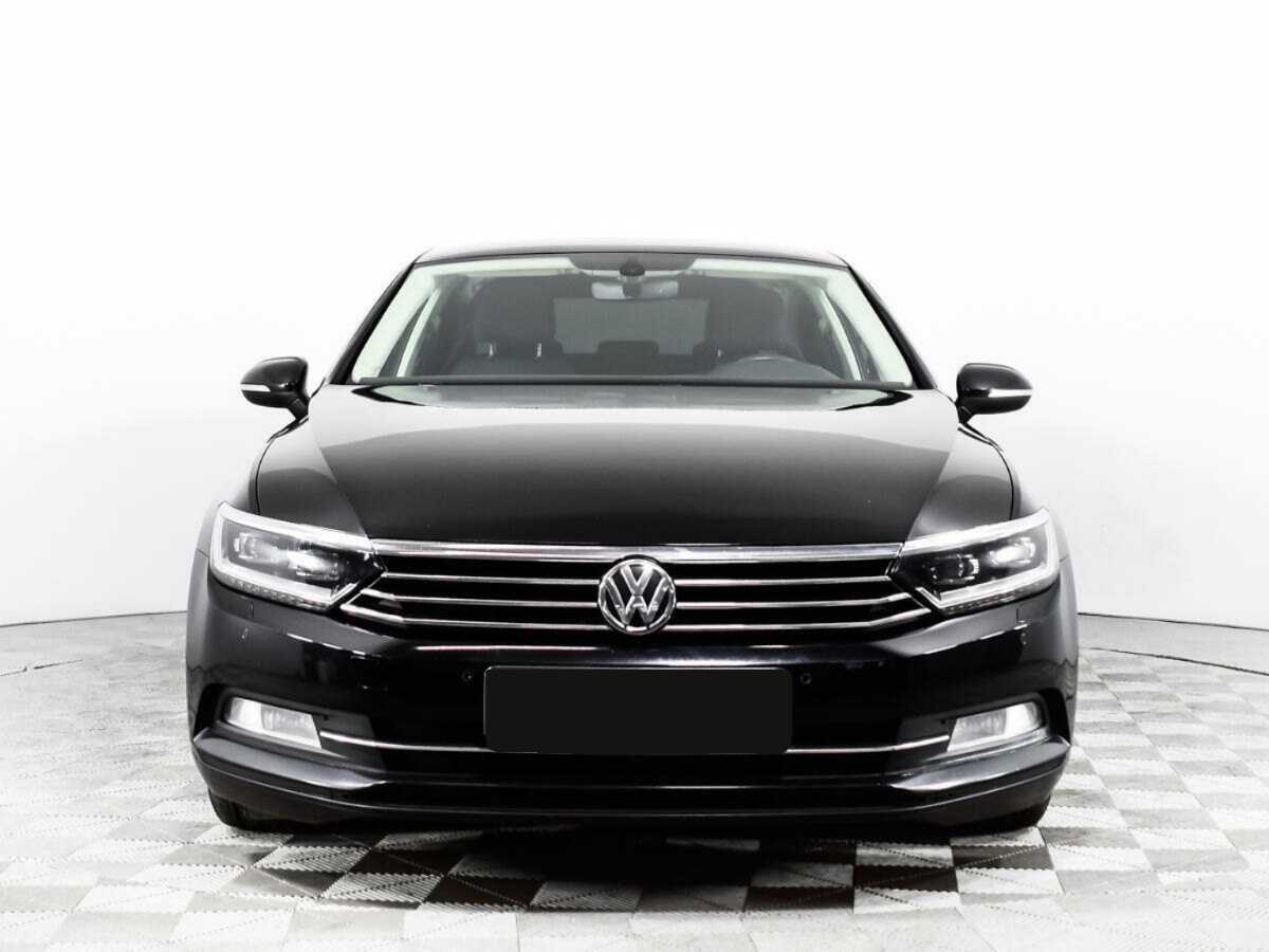 Volkswagen Passat с пробегом — 2016 год. Фото: #1