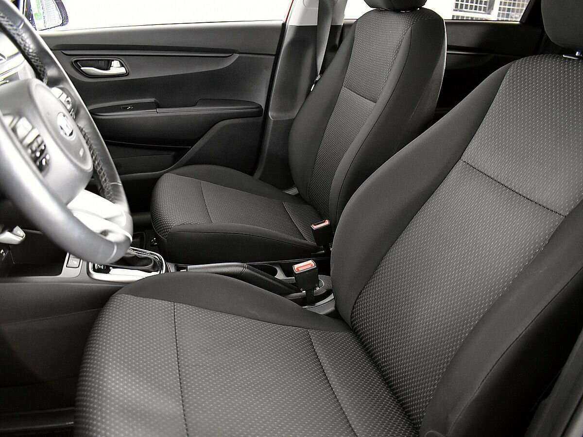 Kia Rio с пробегом — 2020 год. Фото: #7