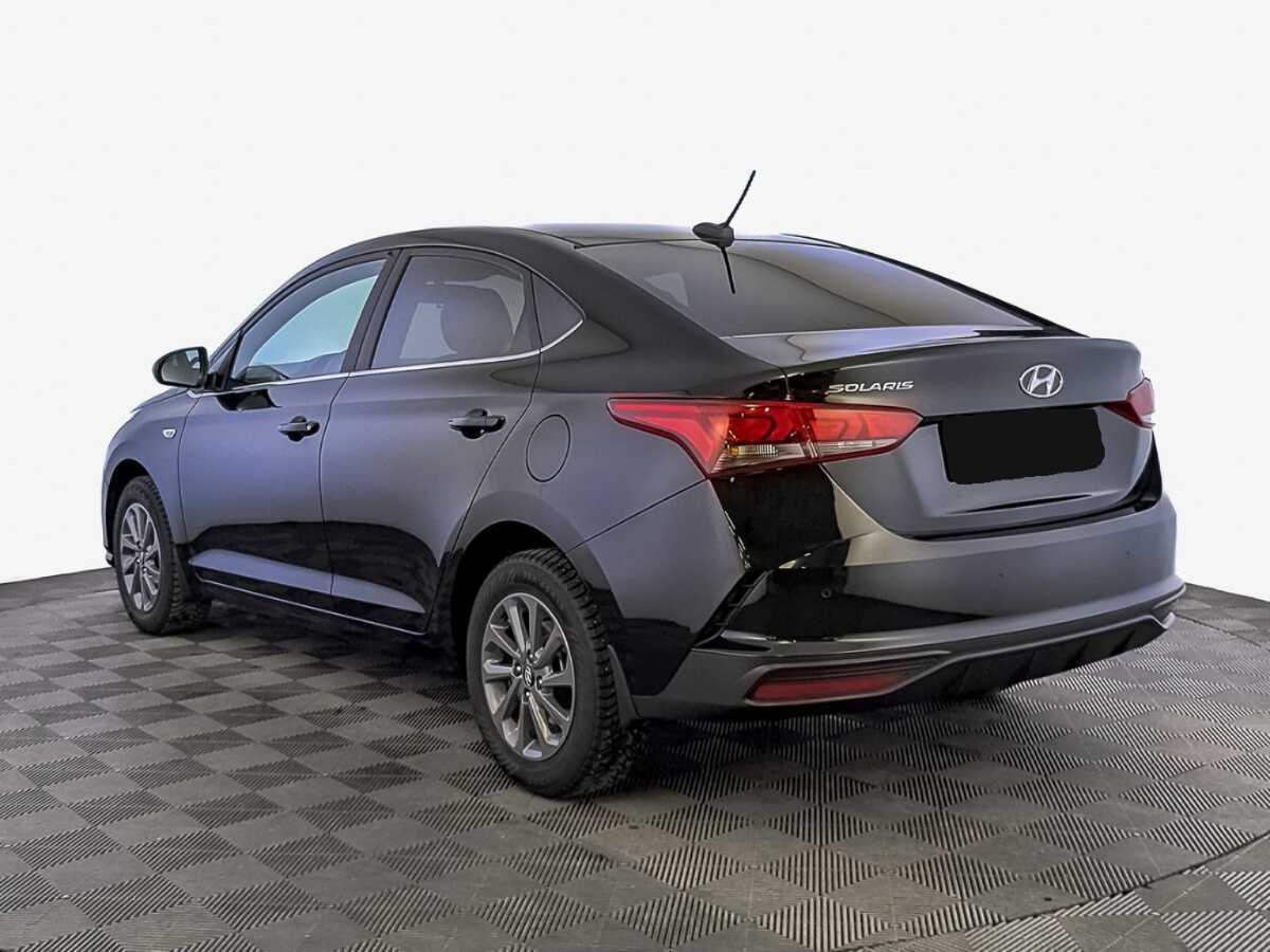 Hyundai Solaris с пробегом — 2021 год. Фото: #6