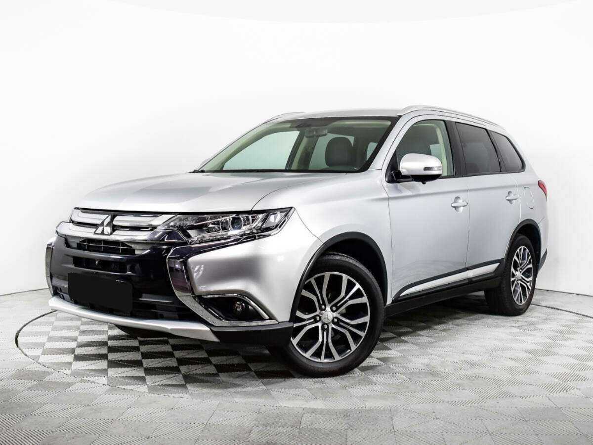 Mitsubishi Outlander с пробегом — 2016 год. Фото: #0