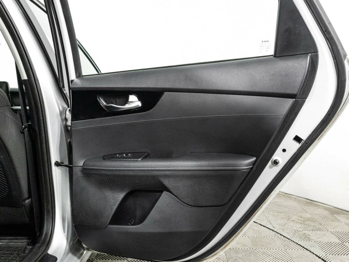 Kia Cerato с пробегом — 2021 год. Фото: #26