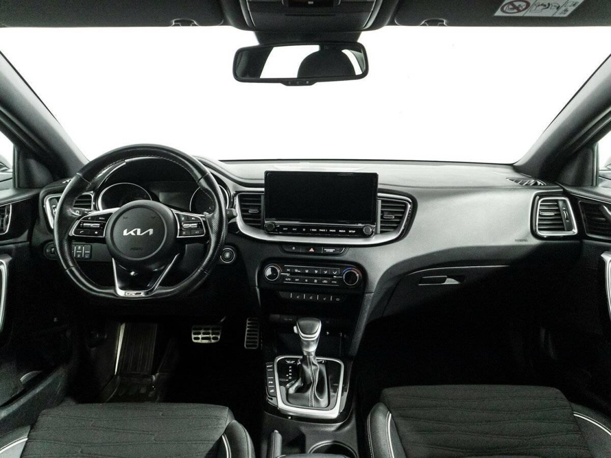 Kia Ceed с пробегом — 2021 год. Фото: #13
