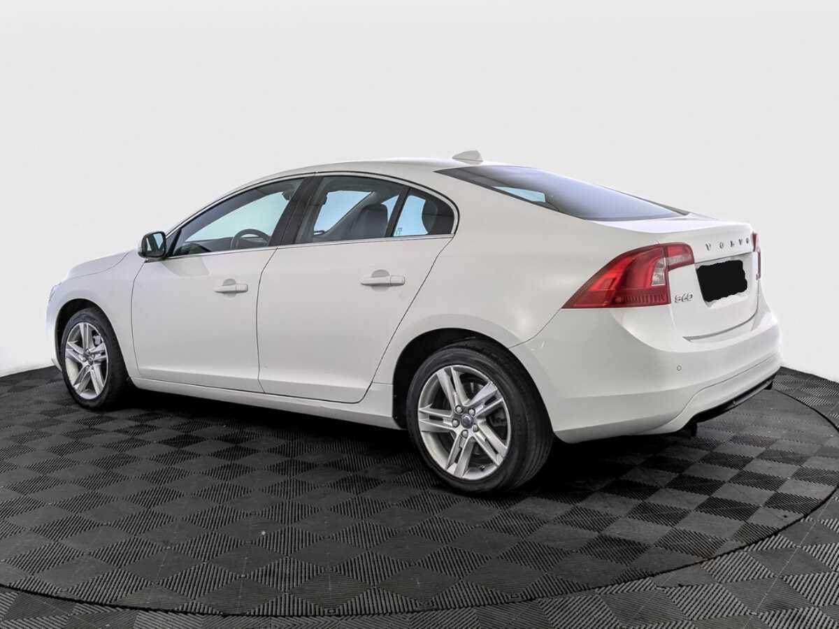 Volvo S60 с пробегом — 2016 год. Фото: #6