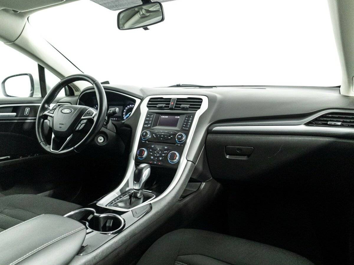 Ford Mondeo с пробегом — 2015 год. Фото: #8