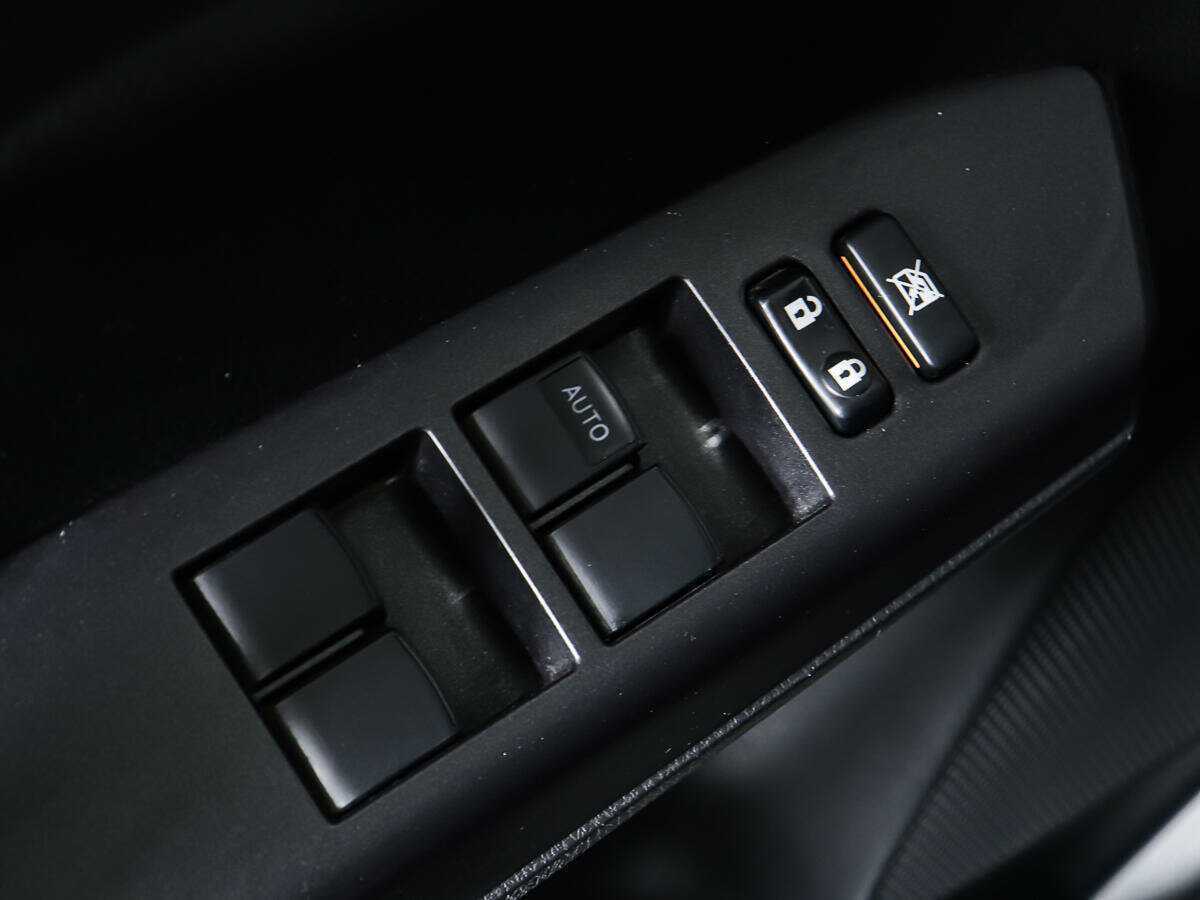 Toyota RAV4 с пробегом — 2016 год. Фото: #15