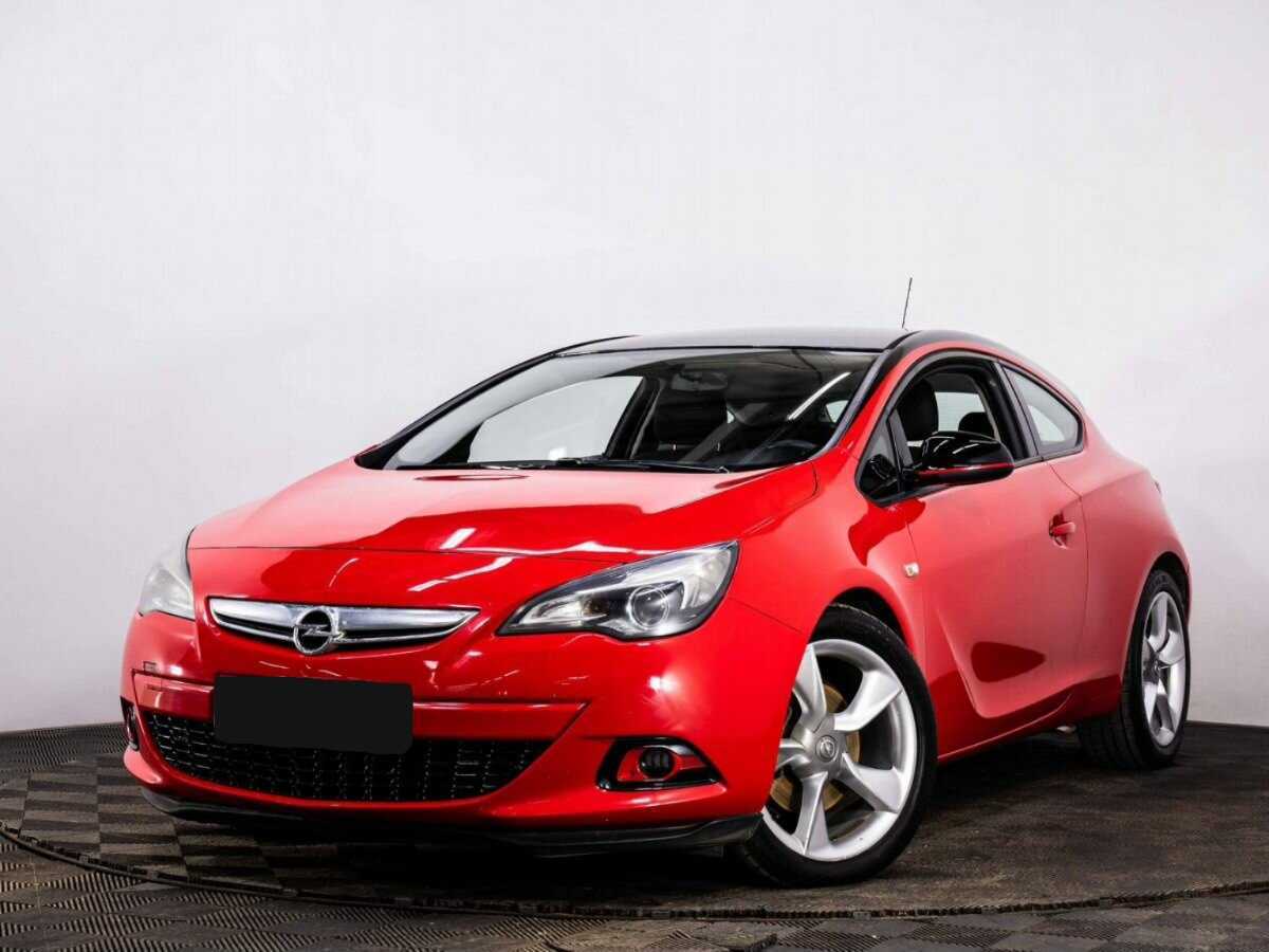 Opel Astra с пробегом — 2012 год. Фото: #0