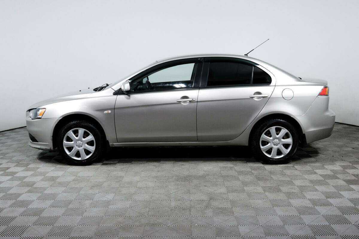 Mitsubishi Lancer с пробегом — 2012 год. Фото: #7