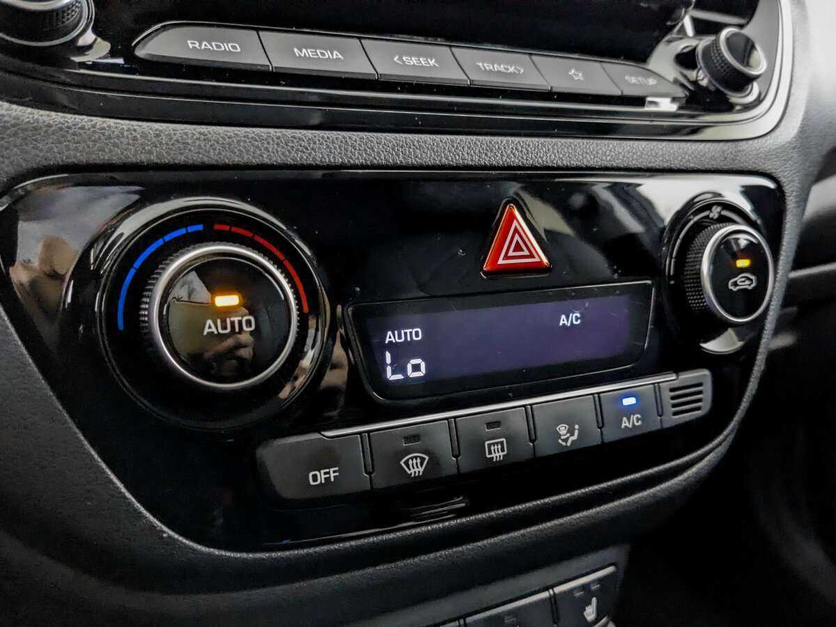 Hyundai Solaris с пробегом — 2021 год. Фото: #20