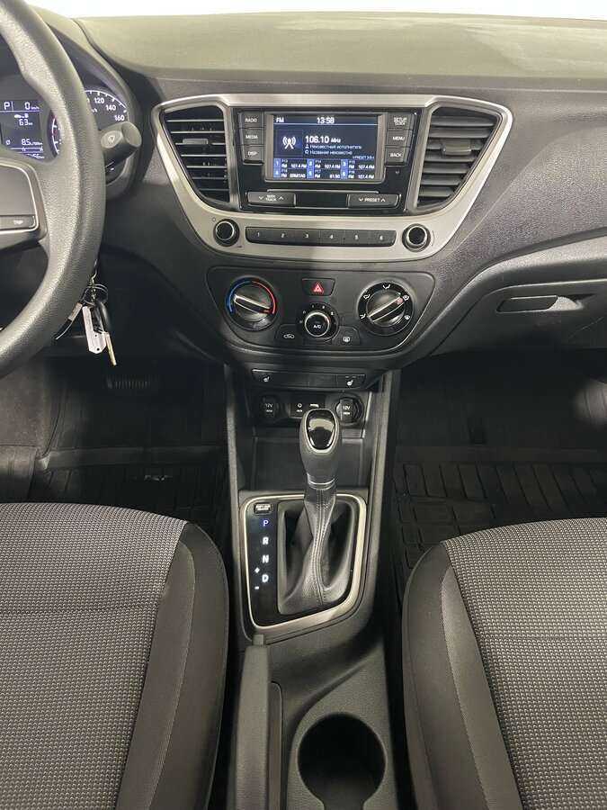 Hyundai Solaris с пробегом — 2017 год. Фото: #14
