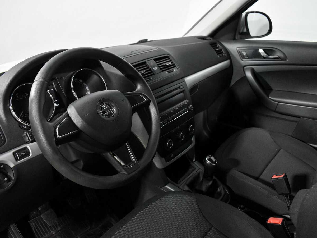 Skoda Yeti с пробегом — 2015 год. Фото: #8