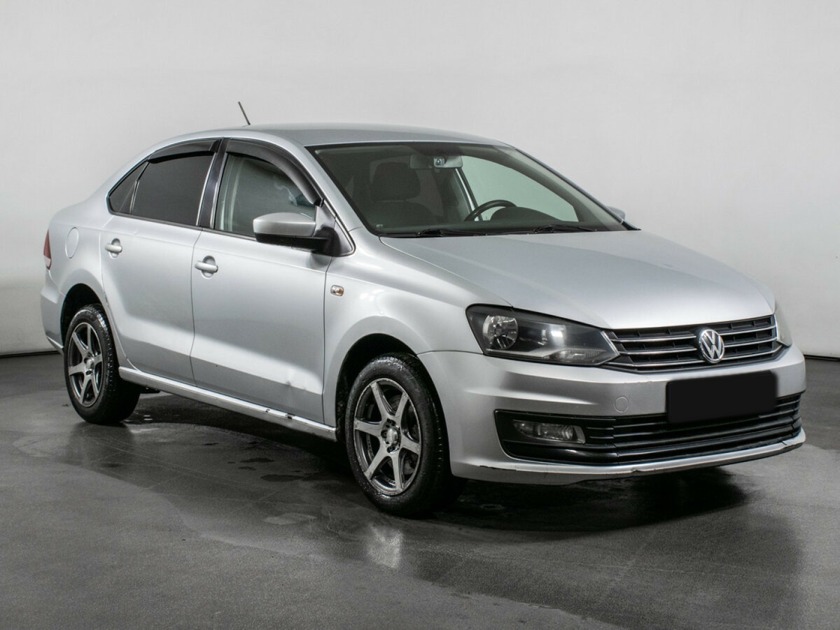 Volkswagen Polo с пробегом — 2016 год. Фото: #2