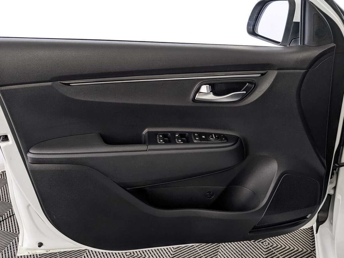 Kia Rio с пробегом — 2018 год. Фото: #16