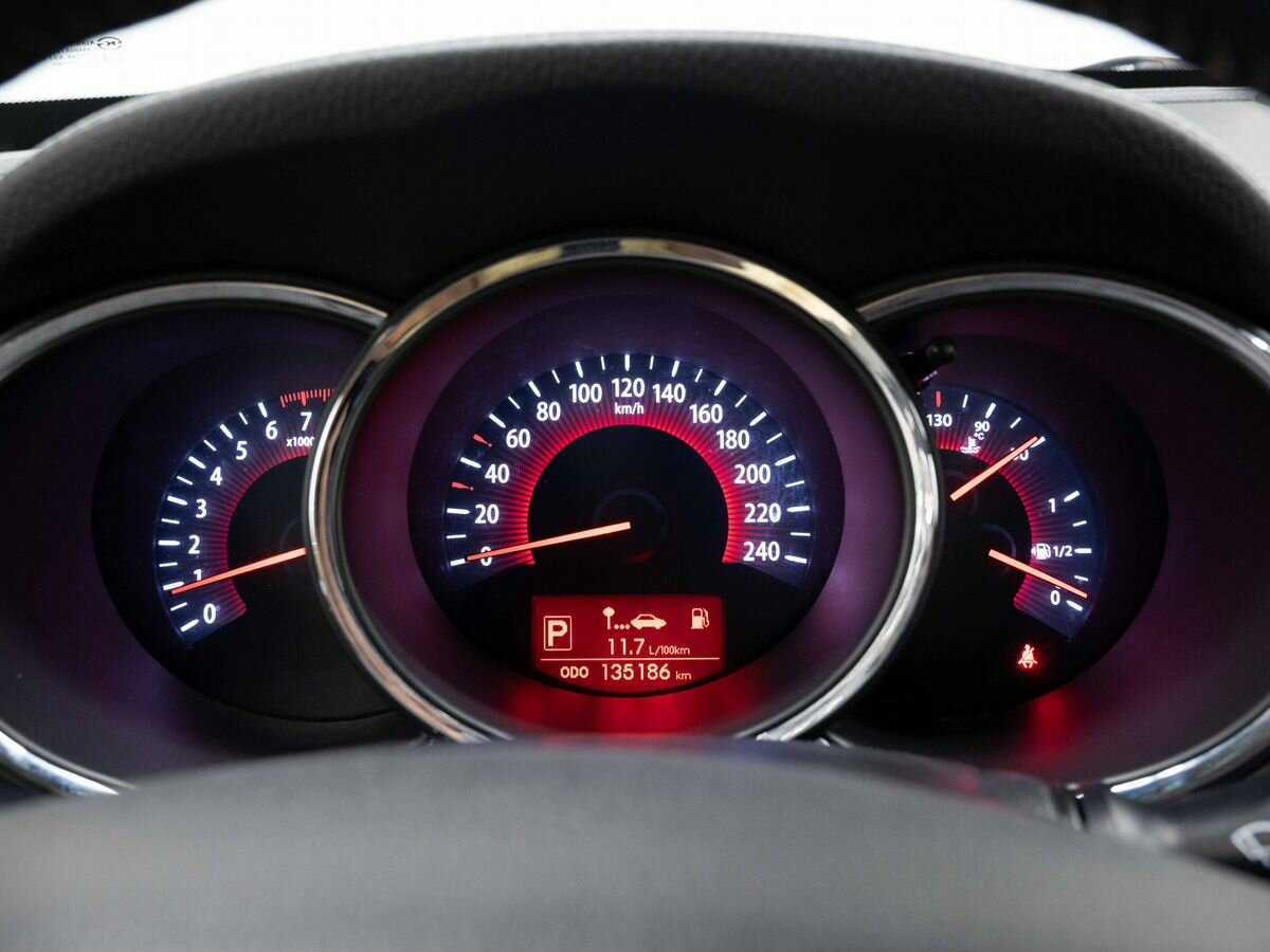 Kia Sorento с пробегом — 2012 год. Фото: #15