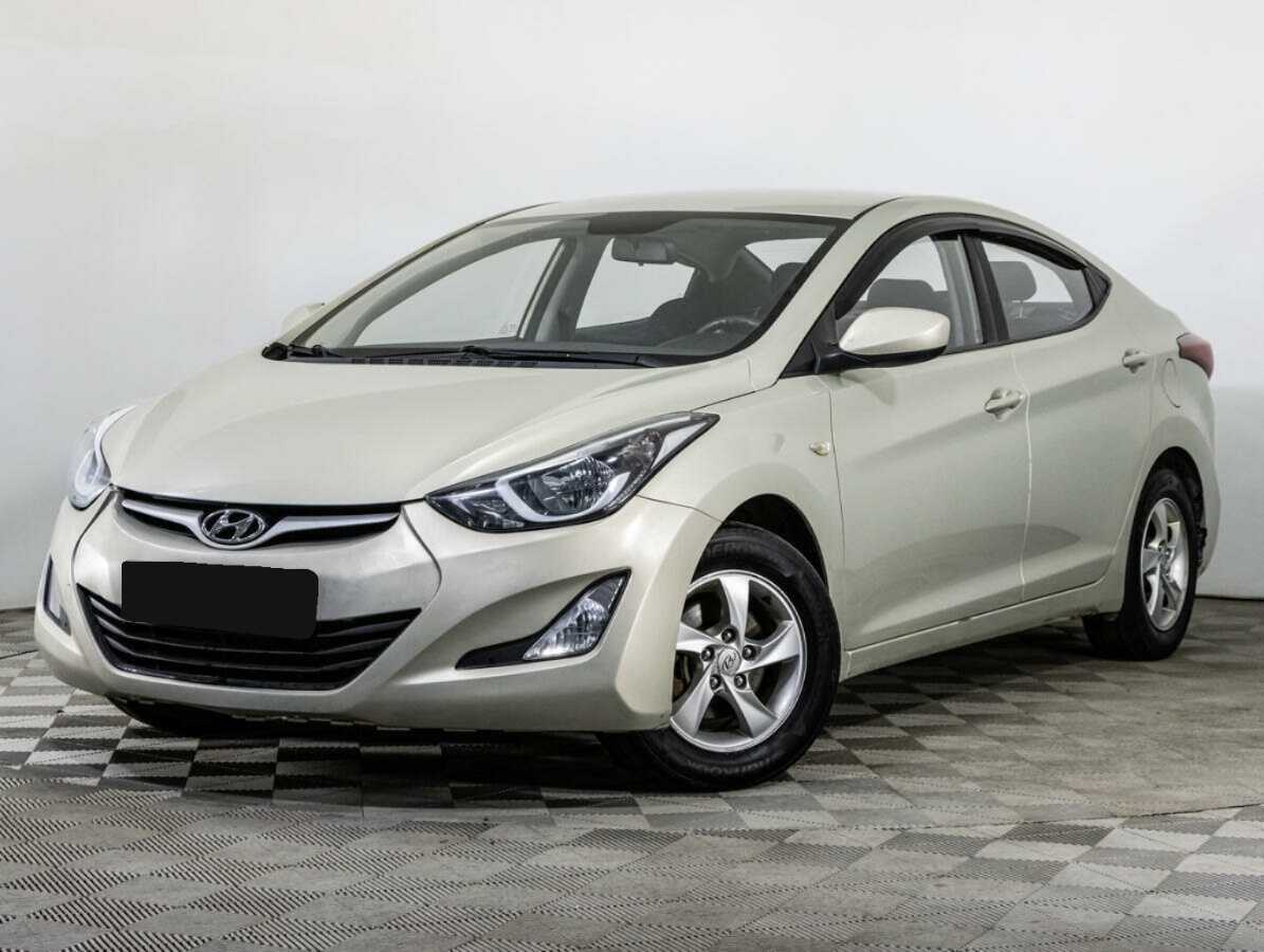 Hyundai Elantra с пробегом — 2015 год. Фото: #0