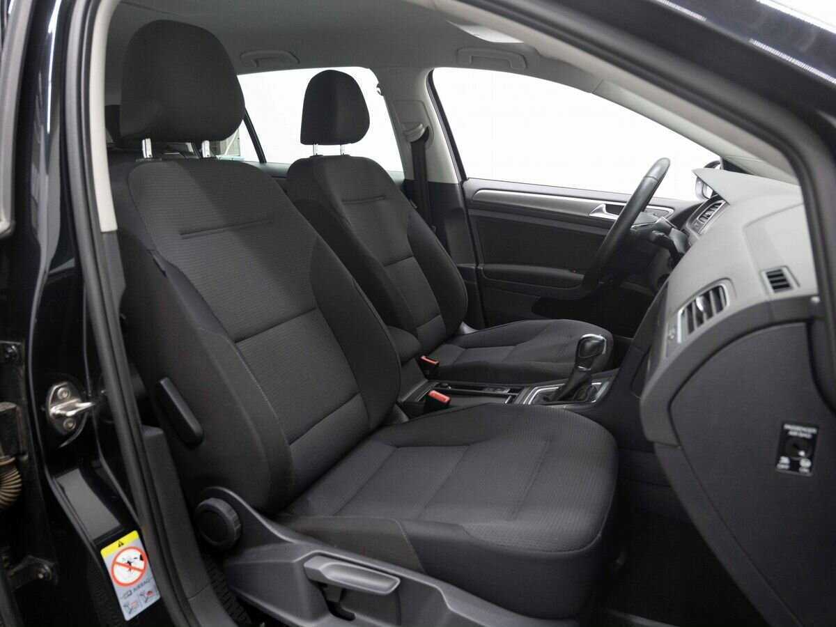 Volkswagen Golf с пробегом — 2013 год. Фото: #13