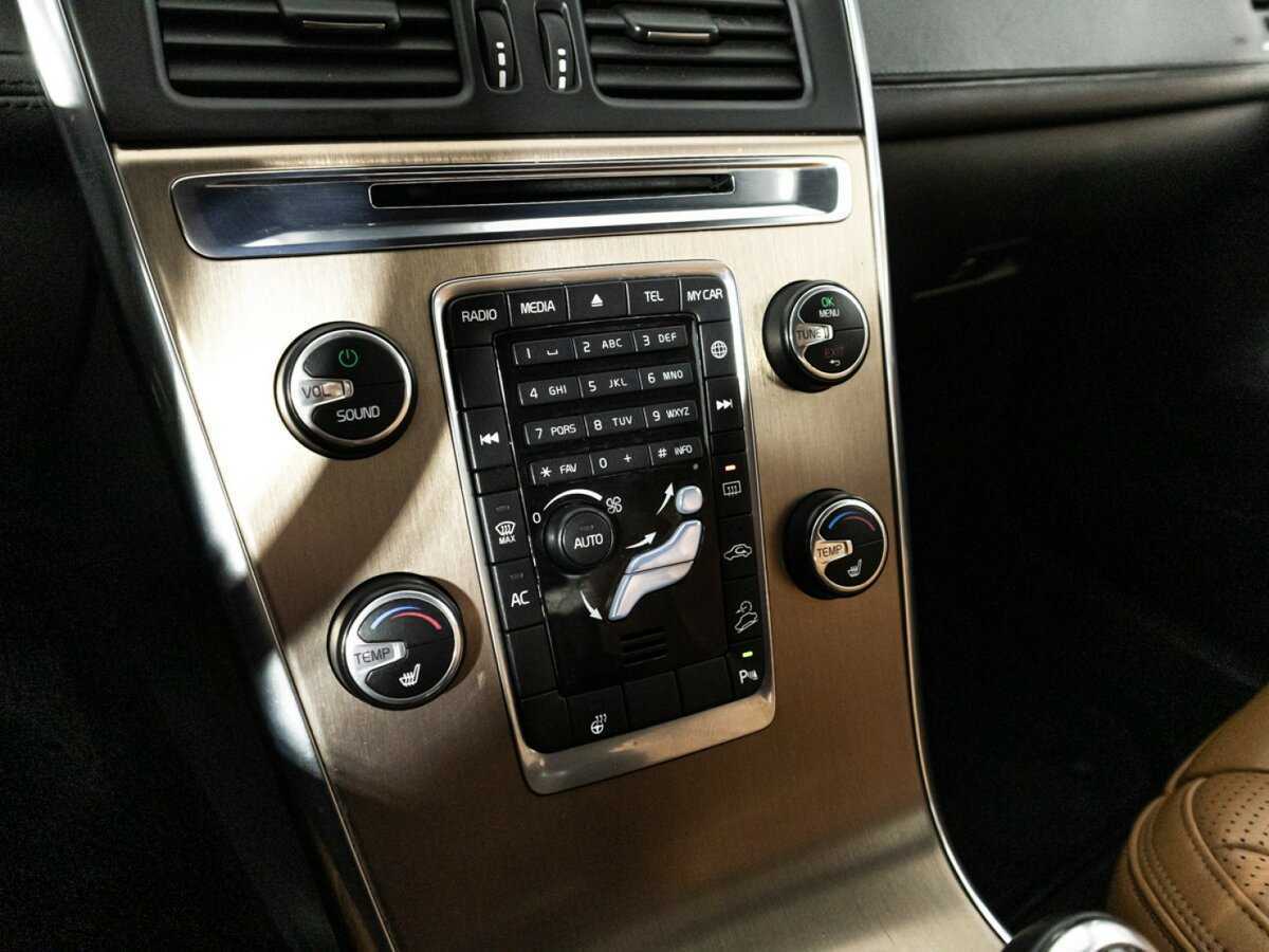 Volvo XC60 с пробегом — 2014 год. Фото: #17